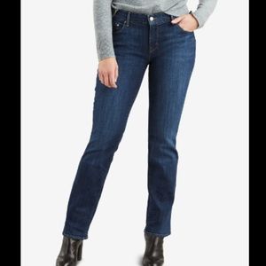 🌴Women’s 505 Levi’s strait leg